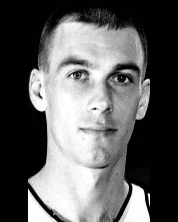 Leonard Kelley